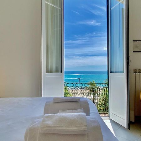 Hotel Alba Chiara Finale Ligure Εξωτερικό φωτογραφία