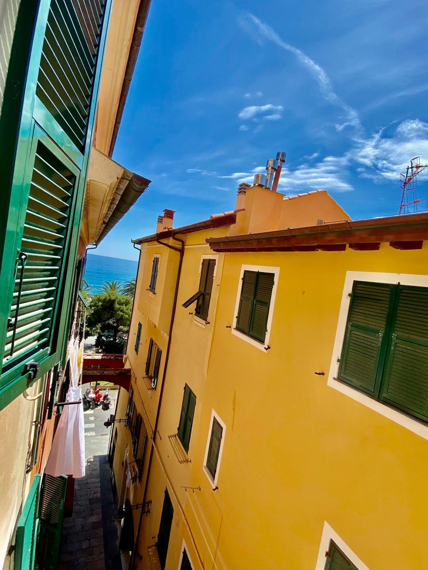 Hotel Alba Chiara Finale Ligure Εξωτερικό φωτογραφία