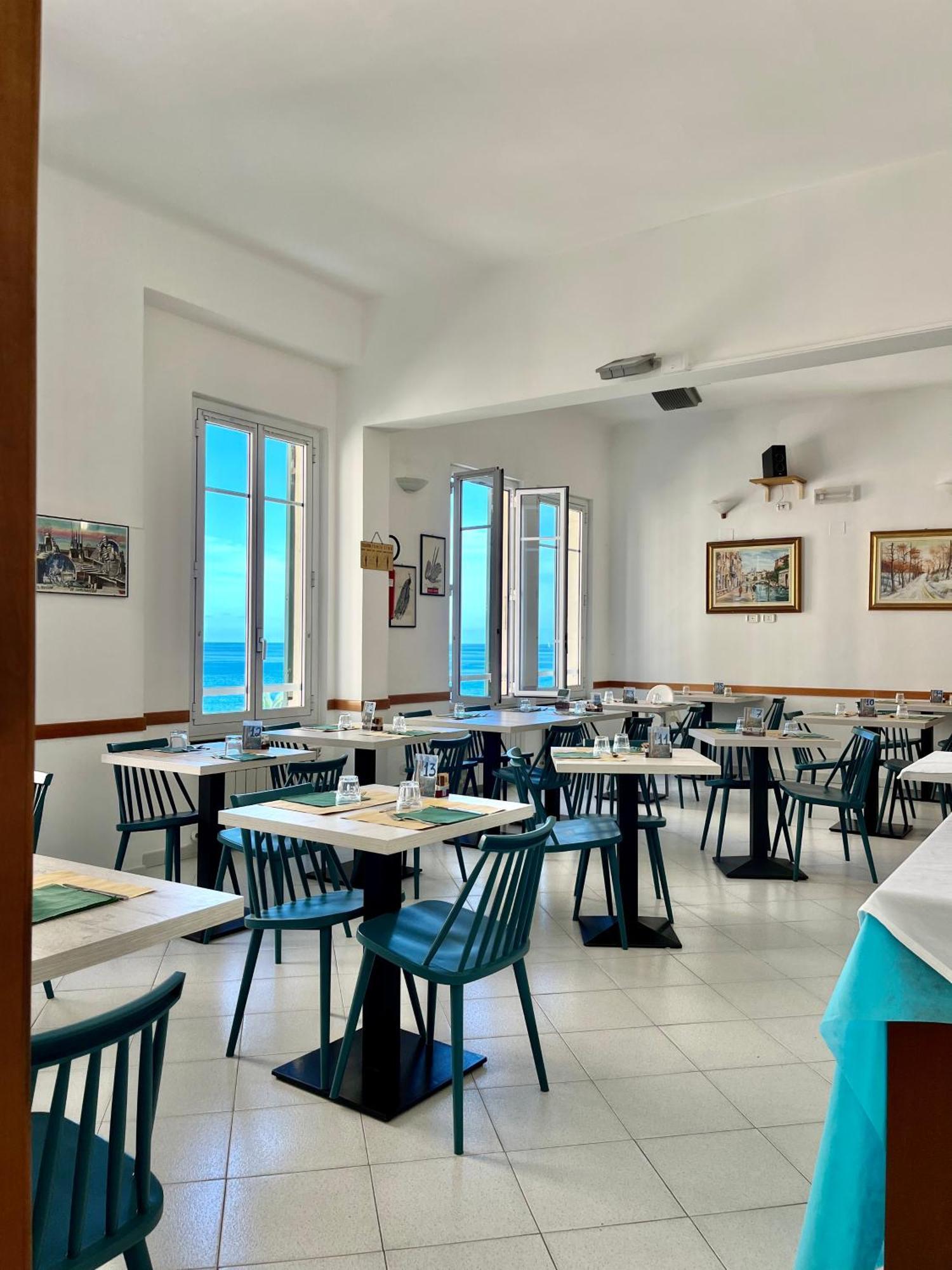 Hotel Alba Chiara Finale Ligure Εξωτερικό φωτογραφία